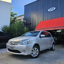 Toyota Etios Xs 1.5 2015 - Ivanoffautos