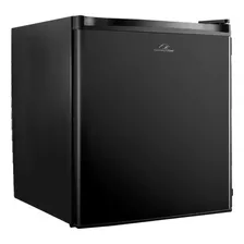 Commercial Cool Ccr16b - Refrigerador Y Congelador Compacto.