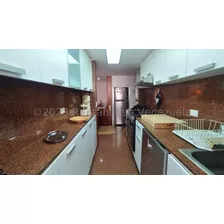 Se Vende Excelente Apartamento En Campo Alegre #24-8864 Pm