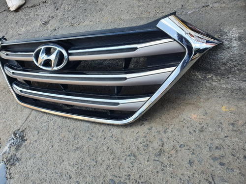 Parrilla Hyundai Tucson 2017-2018 Original  Foto 3