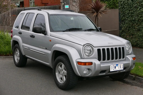 Parrilla Frontal Cherokee Liberty 02-04 Original Foto 2