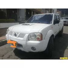 Nissan Frontier D22