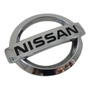 Parrilla Nissan D21 Gris Con Cuartos Y Emblema 94 - 07
