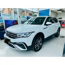 Volkswagen Tiguan Elegance 4x4 2.0 T Modelo 2023 Ft