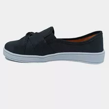 Tênis Slip On Feminino Com Laço Cruzado