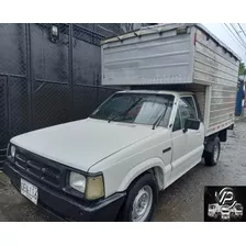 Camioneta Mazda B2200 Furgon Modelo 1995