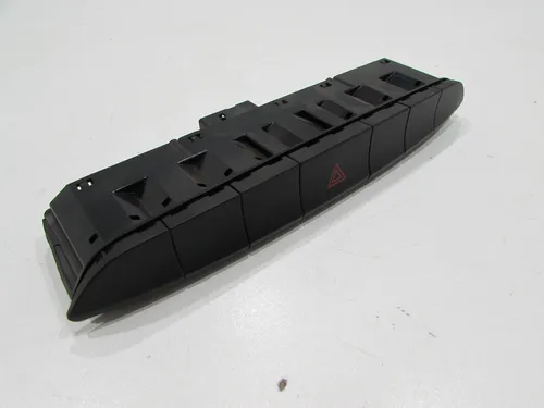 Botão Do Painel Pisca Alerta Fiat Uno 1.0 2019 5