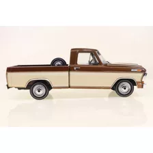 Miniatura Ford F-100 Pick-up 1974 1/24 California Classics