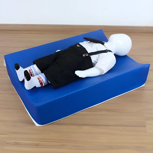 Trocador Espumado Berço Portátil Com Abas 70cm X 50cm X 12cm Cor Azul-escuro