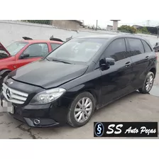 Sucata De Mercedes Benz Classe B200 2012 - Retirada De Peças