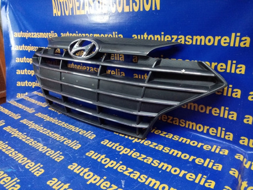 Parrilla Hyundai Elantra 2019 2020 Original Usada Original  Foto 3