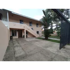 Venta De Casa De 494 M2 De Terreno En Balboa 22-3882