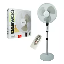 Ventilador Con Control Remoto 3 Vel + Timer + Giro Regulable