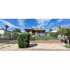 Casa Remodelada En Barrio Residencial Los Manantiales