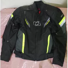 Campera Velocity 4 Estaciones Con Protección.