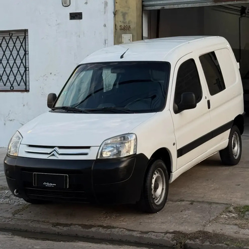 Citroën Berlingo Furgon 1.6 Hdi 92 Bussines Mixto - 2017
