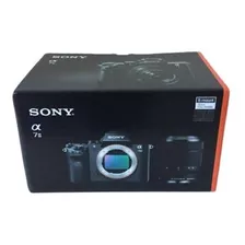 Cámara Digital Sony Alpha A7 Iii + Lente 28-70mm 