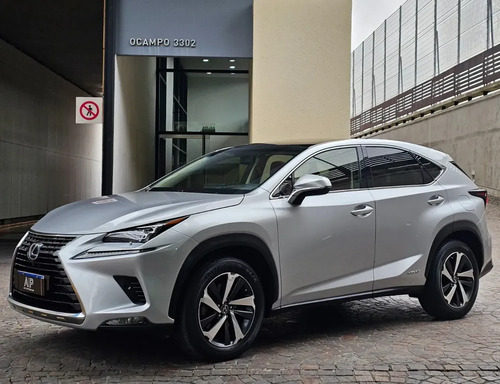 Lexus Nx 2.5 300h Luxury No Toyota Corolla Cross No Rav4