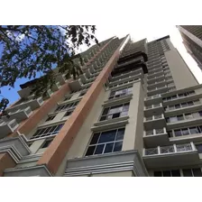 Venta De Apartamento Loft De 206 M2 En Ph Portanova, El Cangrejo 23-9966