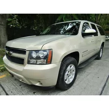 Chevrolet Suburban 4x4 5.3 Aut. Cuero 2011