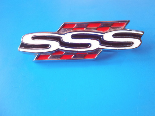 Emblema Datsun Sss Parrilla  Foto 2