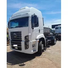 Volkswagen 19-320 2010 4x2 Constellation Titan Tractor