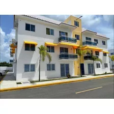 Vendo Hermoso Apartamento En El Ejecutivo Bávaro Punta Cana Cercano A Cocotal Golf Country Club Y La Playa Más Cercana Sería El Cortecito