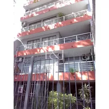 Alquiler Apartamento 2 Dormitorios Y Balcón En Pocitos