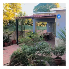 Dueño Vende Casa Con Parrillero, Barbacoa, Jardin, Cochera, 2 Dorm A 1 Cuadra De Mendoza