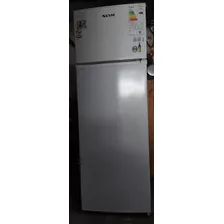 Heladera Siam Hsi-ct242 Blanca Con Freezer 231l 220v