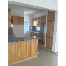 Espaciosa Casa En Residencial Cerrado San Cristóbal