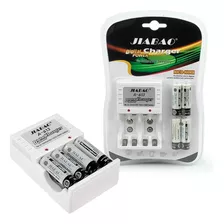 Cargador Universal De Pilas Aa / Aaa / 9v Battery + 4 Pilas