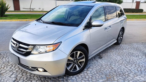Honda Odyssey 2014 3.5 Touring V6/ At