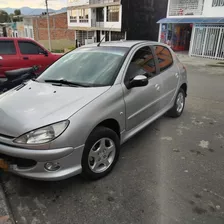 Peugeot 206 2008 1.6 X-line