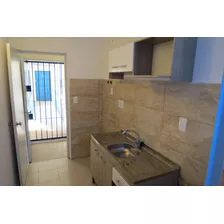 Se Vende Apartamento En Complejo América Barrio Colón!