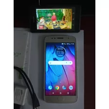 Smartphone Motorola Moto G5s + Xperia E1