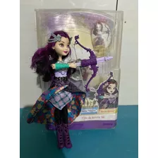 Boneca Ever After High Raven Queen Edição Especial