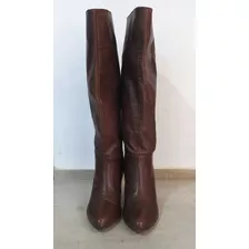 Botas De Cuero Marca Sarkany Talle 35 Usado