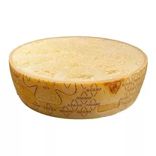 Queijo Grana Padano Gigante Panela De Queijo Meia Forma 