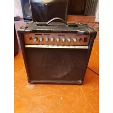 Amplificador De Guitarra Soundking Skak20ra