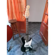 Bajo Squier Affinity Jazz Bass V 5 Con Circuito Activo 