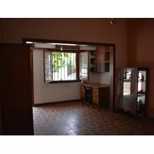 Casa En Venta De 2 Dormitorios C/ Cochera En Atahualpa