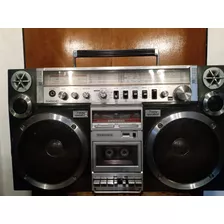 Radio Grabador Bombeat Toshiba 40 No Envío ! 