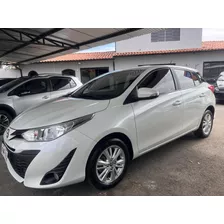 Toyota Yaris Hatch 1.3 16v 4p Flex Xl Multidrive Automático 