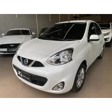 Nissan March 10sv 2016