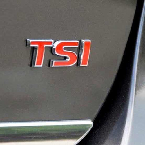 Emblema Tsi Rojo Grande Vw Polo Gti Golf Jetta Tiguan Passat Foto 4
