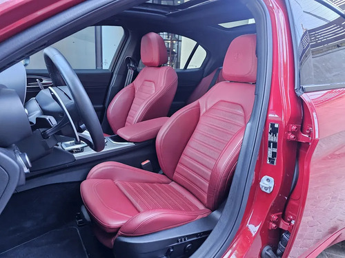 Alfa Romeo Giulia 2.0 280cv Veloce - 15