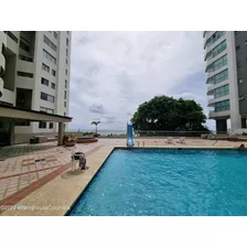 Apartamento En Bocagrande Rah Co: 24-257