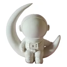 Astronauta Na Lua 3d G Em Resina Branca Rm2394