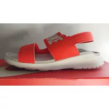 Sandalias Nike Tanjun